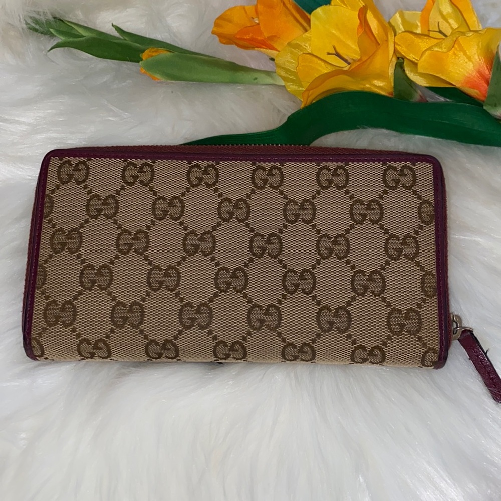 Authentic Gucci Long Zipper Wallet - Picture 3 of 10
